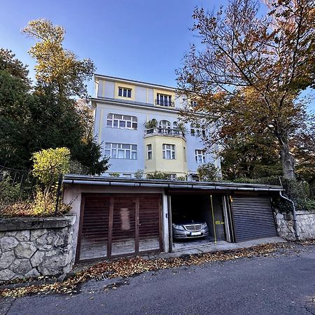 Hillside Luxury Residence Budapest With Free Garage エクステリア 写真